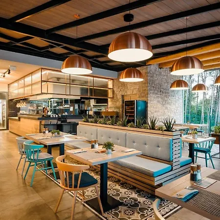 Premium Homes Santa Marina, Lanterna