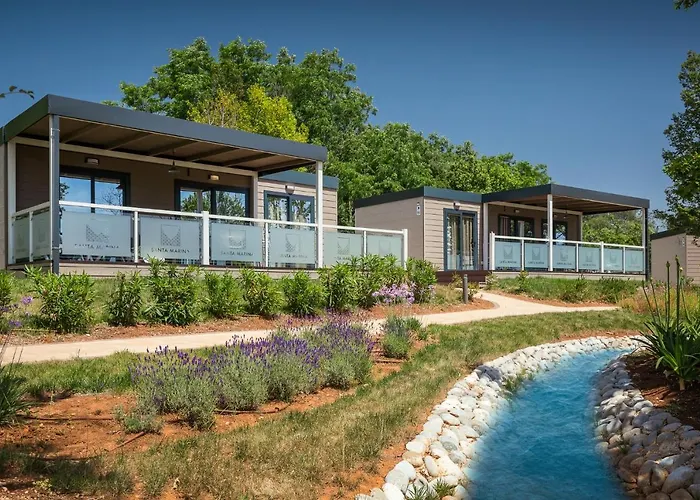 Premium Homes Santa Marina, Lanterna 5*