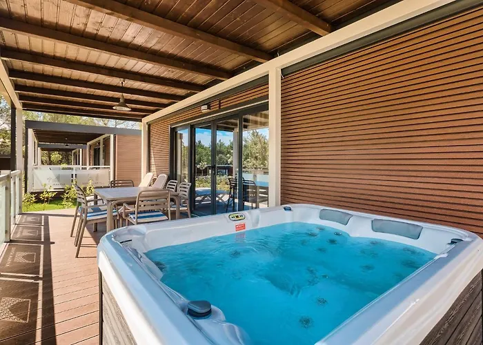 Feriepark Premium Homes Santa Marina, Lanterna