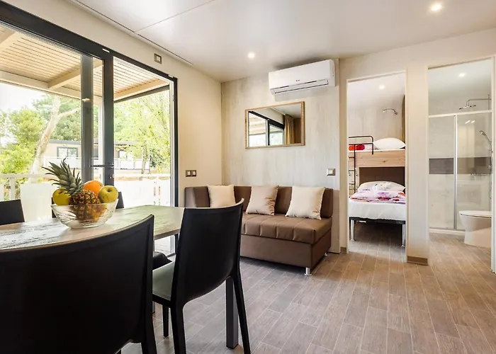 Feriepark Premium Homes Santa Marina, Lanterna 5*