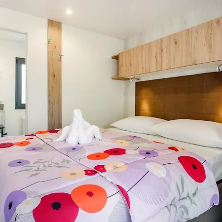 Tatil parkı Premium Homes Santa Marina, Lanterna Tar-Vabriga