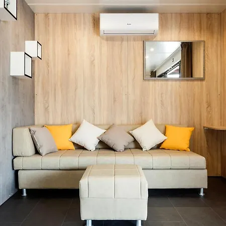 Premium Homes Santa Marina, Lanterna Tar-Vabriga